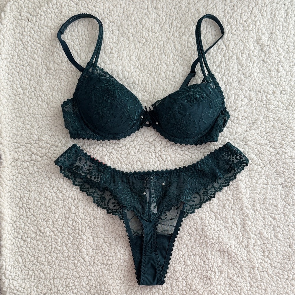 Maria Jo “Jane” lingerie set